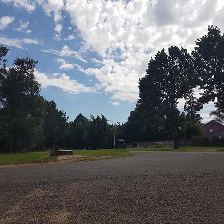 Ramandire B&B Witbank Esterno foto